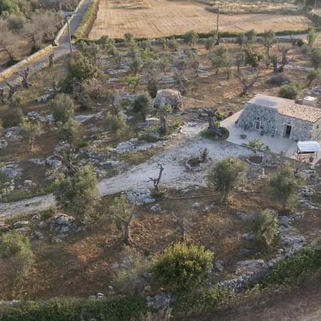 La Nicchia-trullo * Corigliano dʼOtranto
