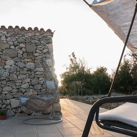 La Nicchia-trullo Corigliano dʼOtranto