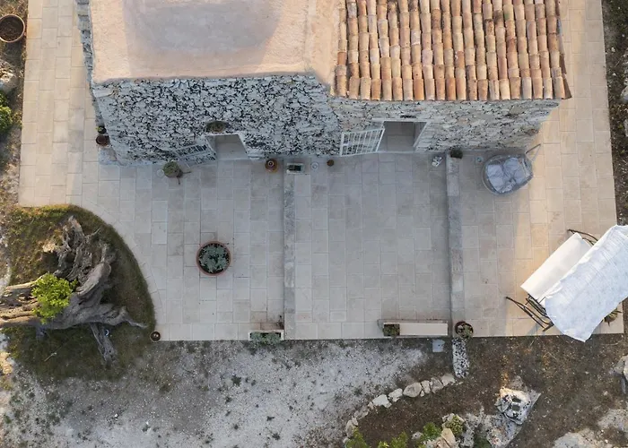 La Nicchia-trullo Corigliano dʼOtranto