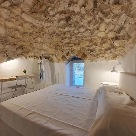 La Nicchia-trullo *