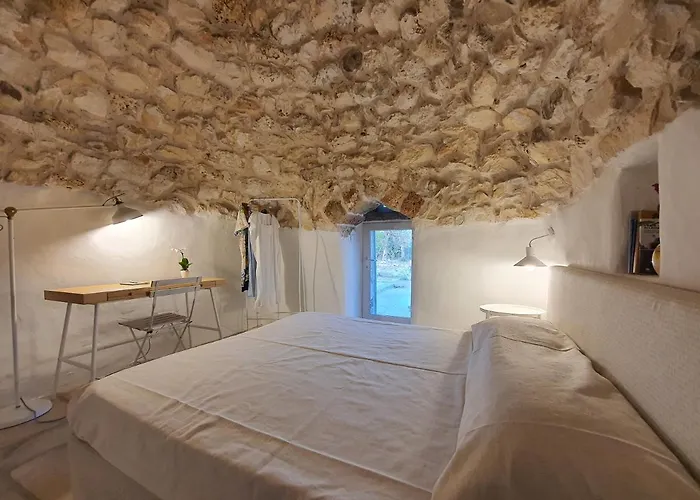 La Nicchia-trullo *