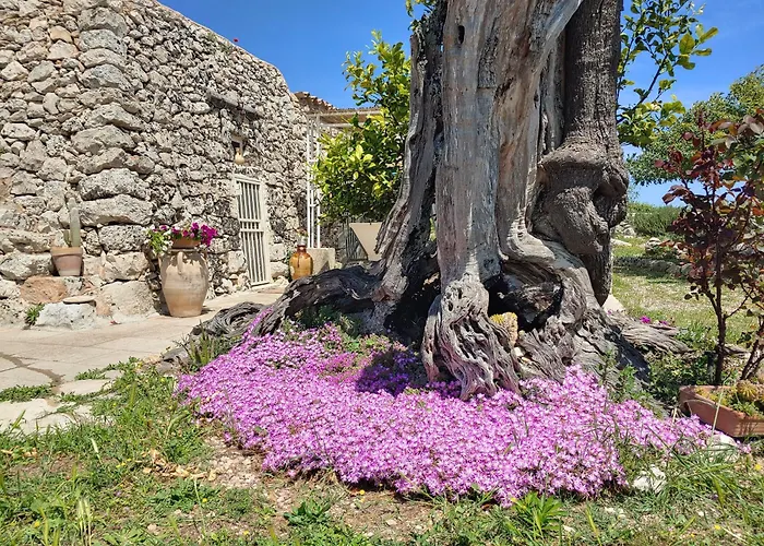 La Nicchia-trullo * Corigliano dʼOtranto